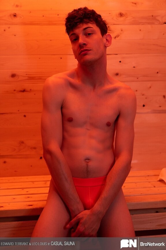 Gay friends Edward Terrant & Leo Louis fuck after an erotic action in a sauna