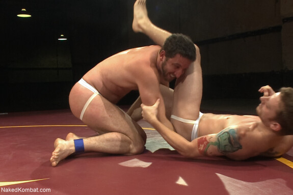 Combate desnudo Sebastian Keys, Tony Hunter