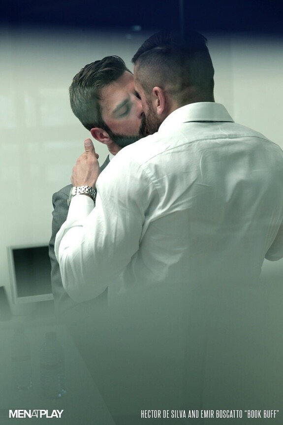 Gay bodybuilders Emir Boscatto & Hector de Silva enjoy intense office sex