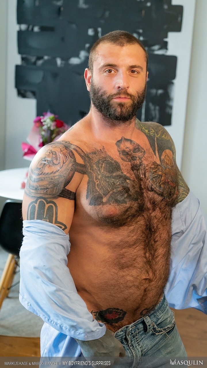 Sexy bearded bear Markus Kage sucks cock for his birthday