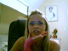 Ultimate webcam display with a beautiful cam woman and her intercourse toys