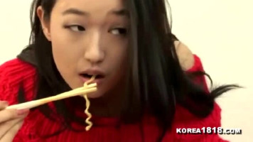 Lovely Korean hottie spreads her attractive legs for a brand new boyfriend
