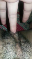 GF MASTURBATING