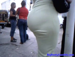 Very tight white pants are making her huge booty even sexier!