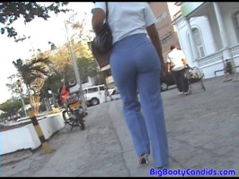 Sexy-searching massive booty complain in very lengthy blue pants