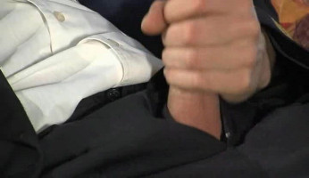 두 젊은 팬 빨아들이는 하나 형사 와내부 동등한 시간