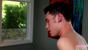 Dwa twinks są Walenie ich pal w następny drzwi Twink wideo