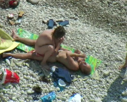 Voyeur spiaggia fuckfest movimento con sottile nudo bellezze