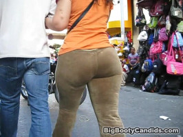 This terrific spherical massive booty seems remarkable in near-up