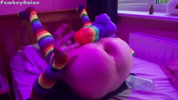 Size Queen Femboy Raine stretched via way of means of HUGE TOYS!