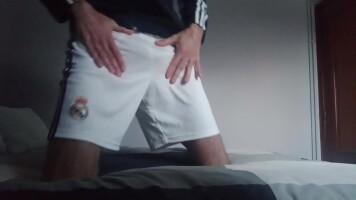 Adidasfun1 Wanking in Real Madrid soccer pants