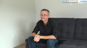 Casting spex newbie jerks off in solo action