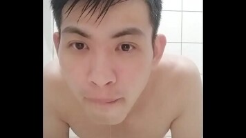 台灣騷男-何品霖 台灣淫蕩騷男孩 吃自己的精子