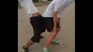 PORNO GAY CHUPACU VS SLENDERMAN OLHA NO QUE DEU!!! #RUMOAOS150000000000000SUBREZENDEEVIL