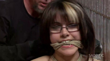 Nerdy whore determined to recognise what hogtie truely means