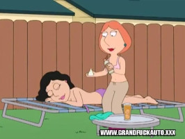 Lois Griffin Mange la Chatte